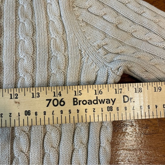 LL Bean cable knit tan sweater 100% cotton medium - Picture 5 of 7